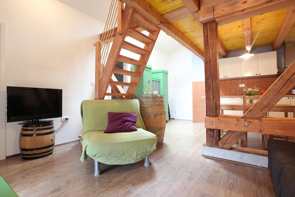 The Soca House Tolmin Apartment Exterior photo